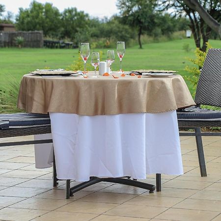 Royal Marang Hotel Phokeng Exterior foto A table with a tablecloth